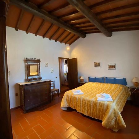 La Casina Sonia Apartment Montaione Luaran gambar