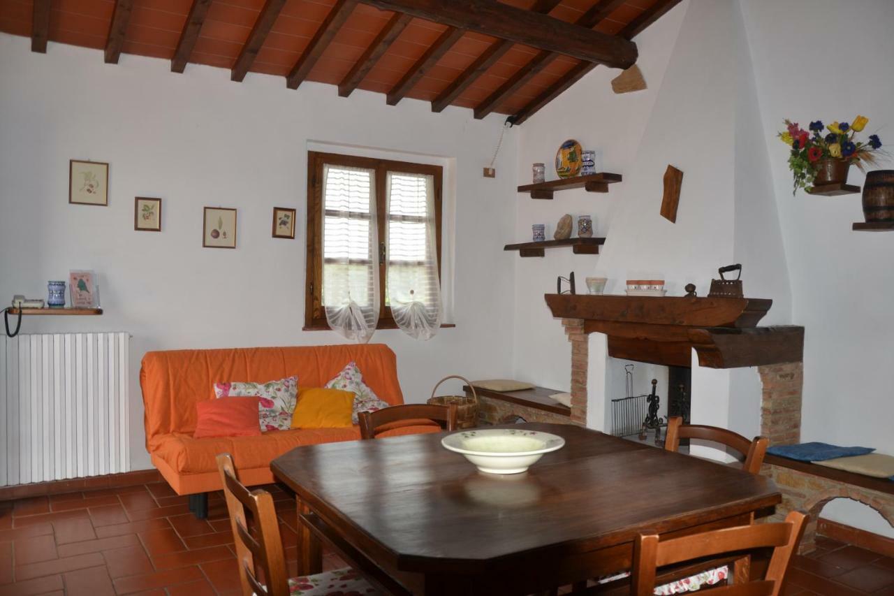 La Casina Sonia Apartment Montaione Luaran gambar